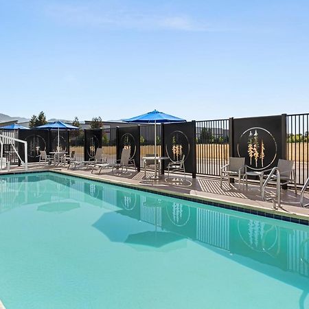 Holiday Inn Express & Suites - Ukiah By Ihg Екстериор снимка