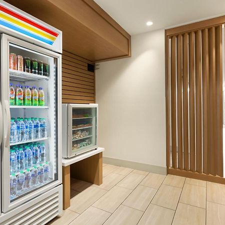 Holiday Inn Express & Suites - Ukiah By Ihg Екстериор снимка