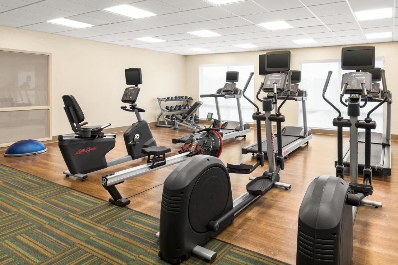 Holiday Inn Express & Suites - Ukiah By Ihg Екстериор снимка