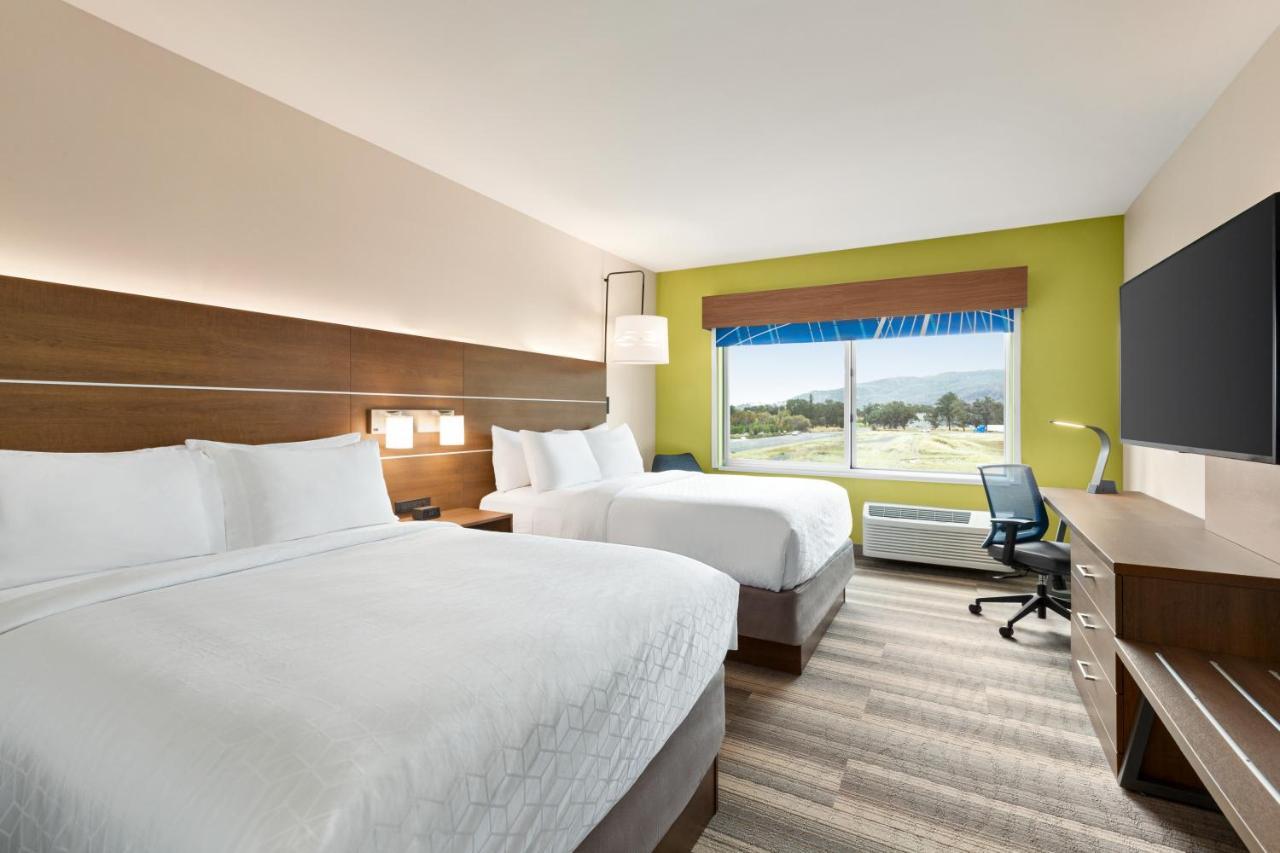 Holiday Inn Express & Suites - Ukiah By Ihg Екстериор снимка