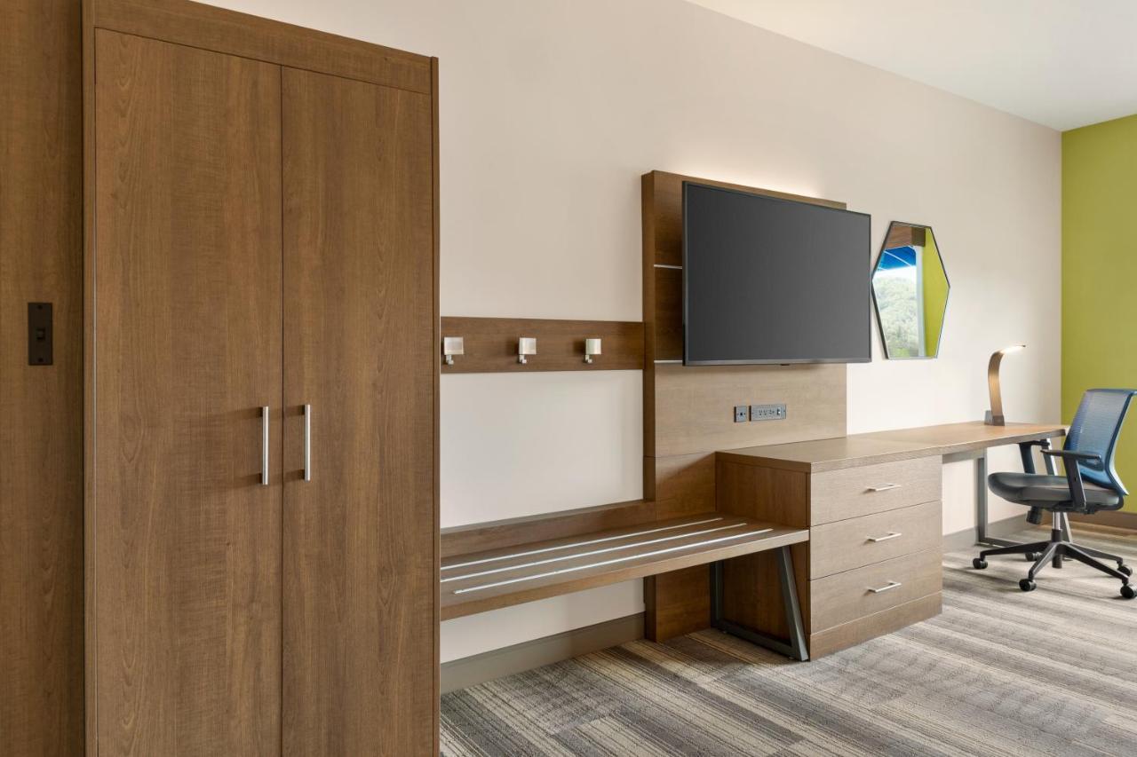 Holiday Inn Express & Suites - Ukiah By Ihg Екстериор снимка