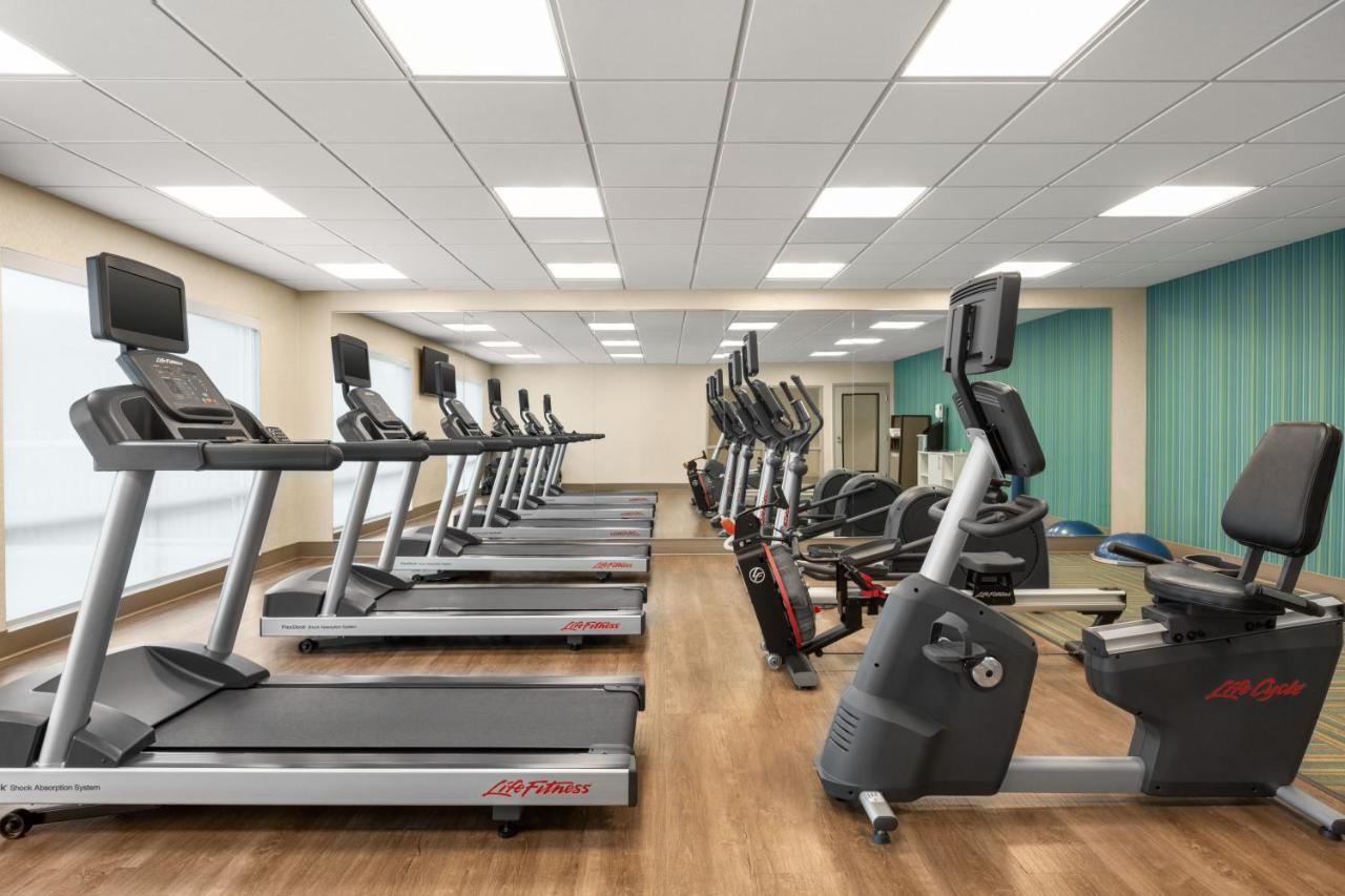 Holiday Inn Express & Suites - Ukiah By Ihg Екстериор снимка
